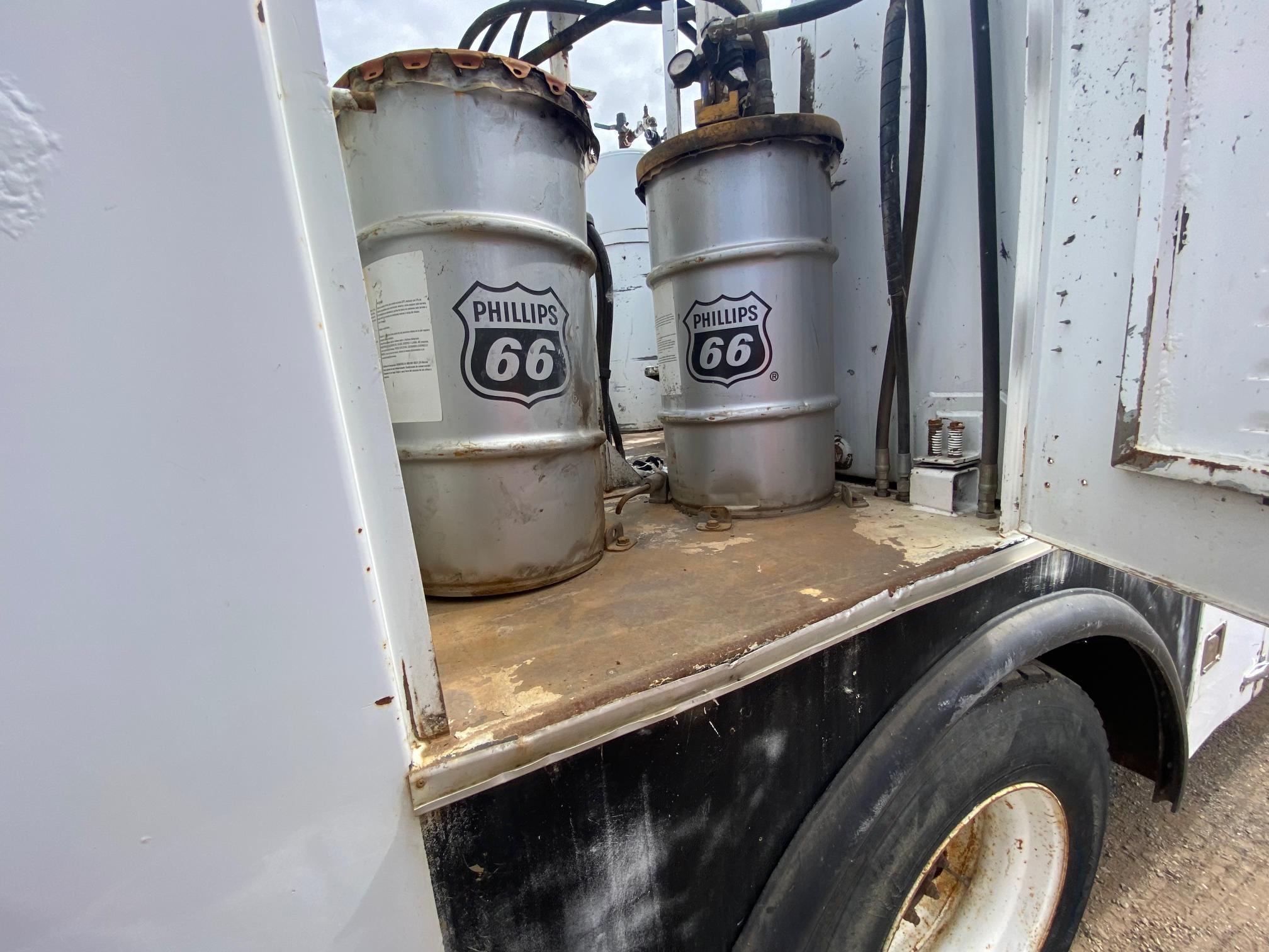 1995 INTERNATIONAL 8100 - Image 25